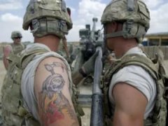 Солдаты с татуировками